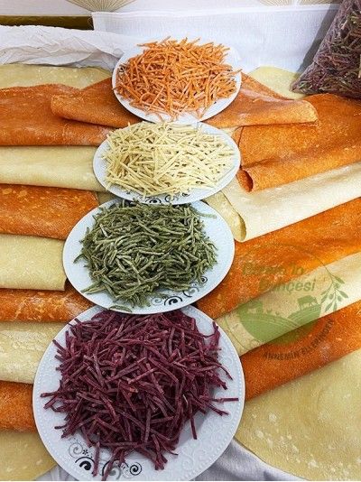 Sebzeli Erişte 1 Kg.